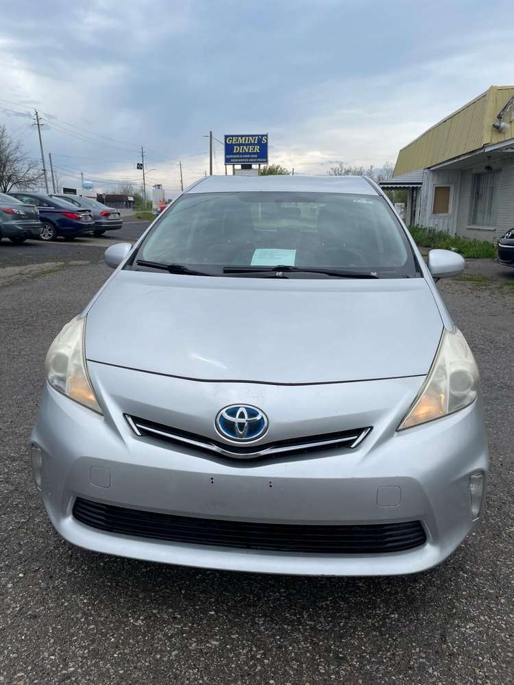 2013 Toyota Prius v
