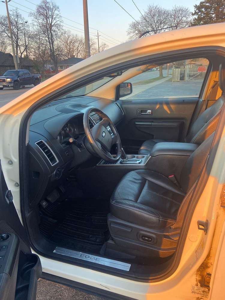 Ford Edge gallery 10