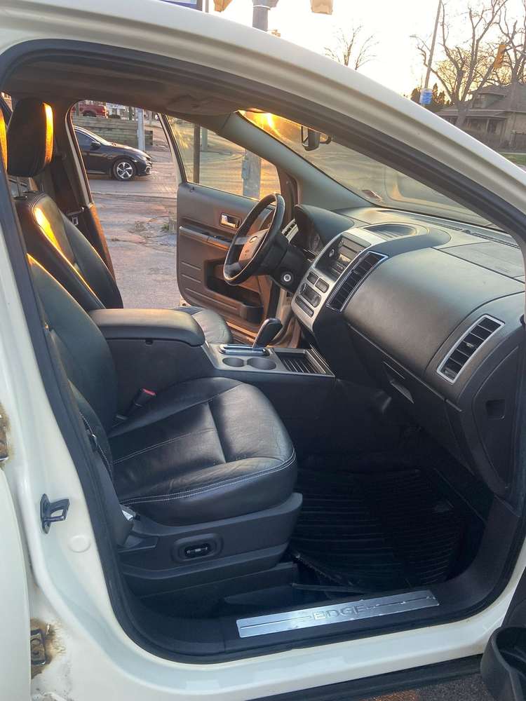 Ford Edge gallery 11