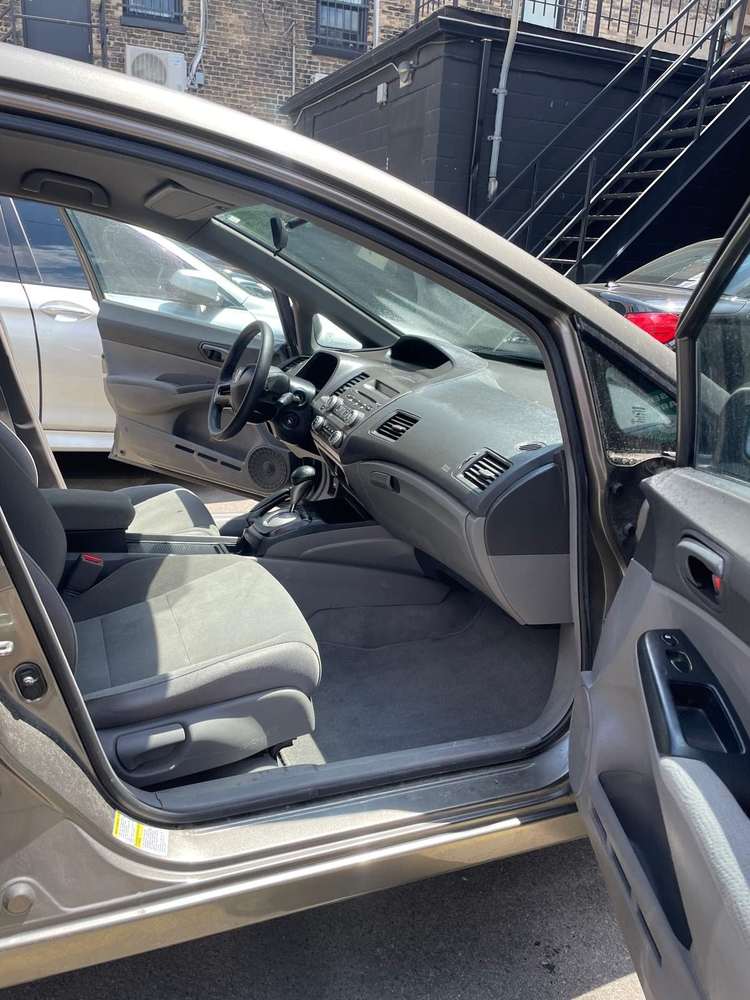 Honda Civic DX gallery 7