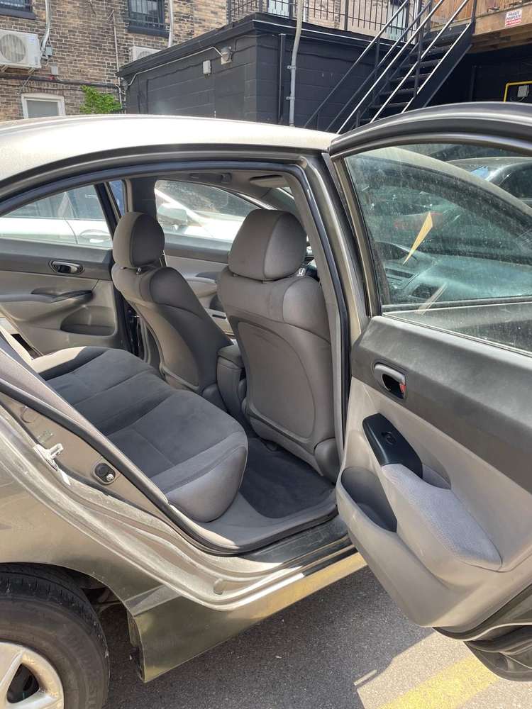 Honda Civic DX gallery 8