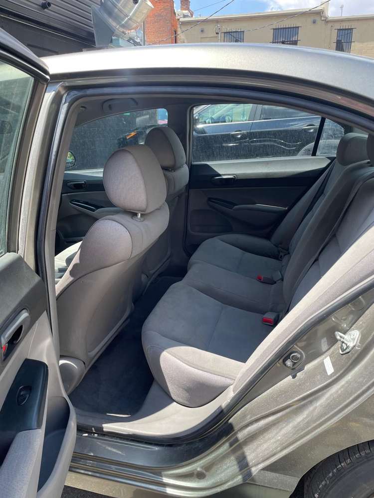 Honda Civic DX gallery 9