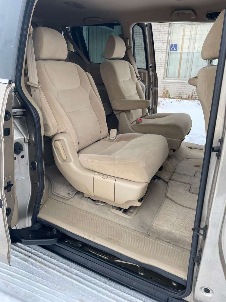 Honda Odyssey LX gallery 8
