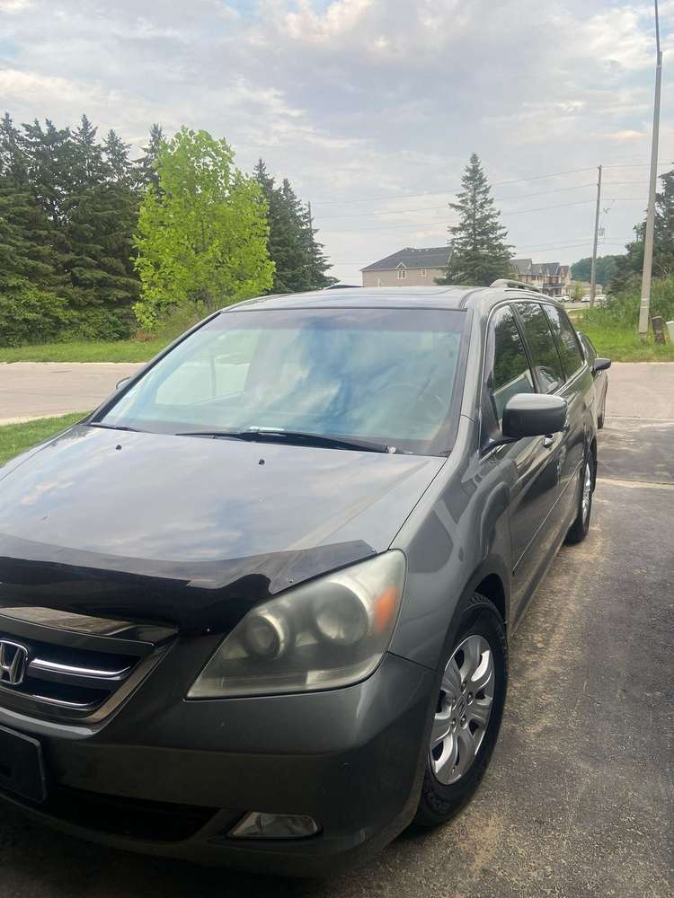 Honda Odyssey Touring gallery 2