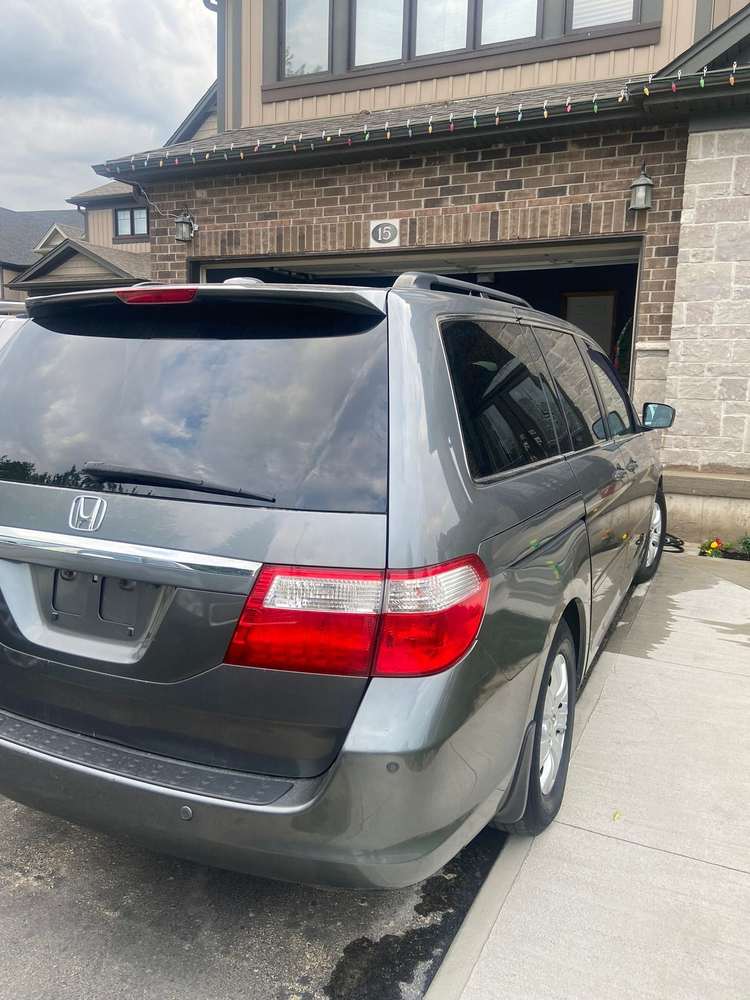 Honda Odyssey Touring gallery 5