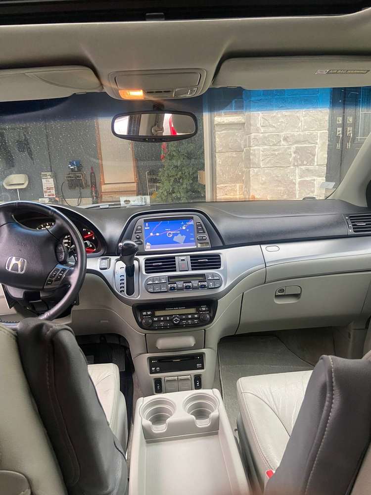 Honda Odyssey Touring gallery 12