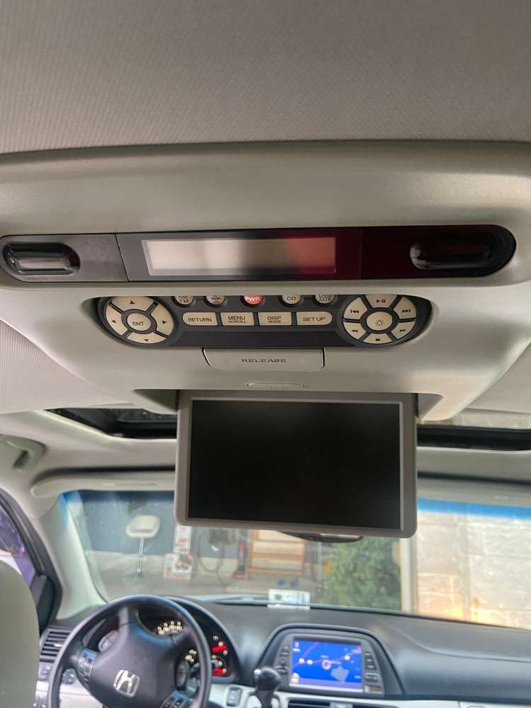 Honda Odyssey Touring gallery 14
