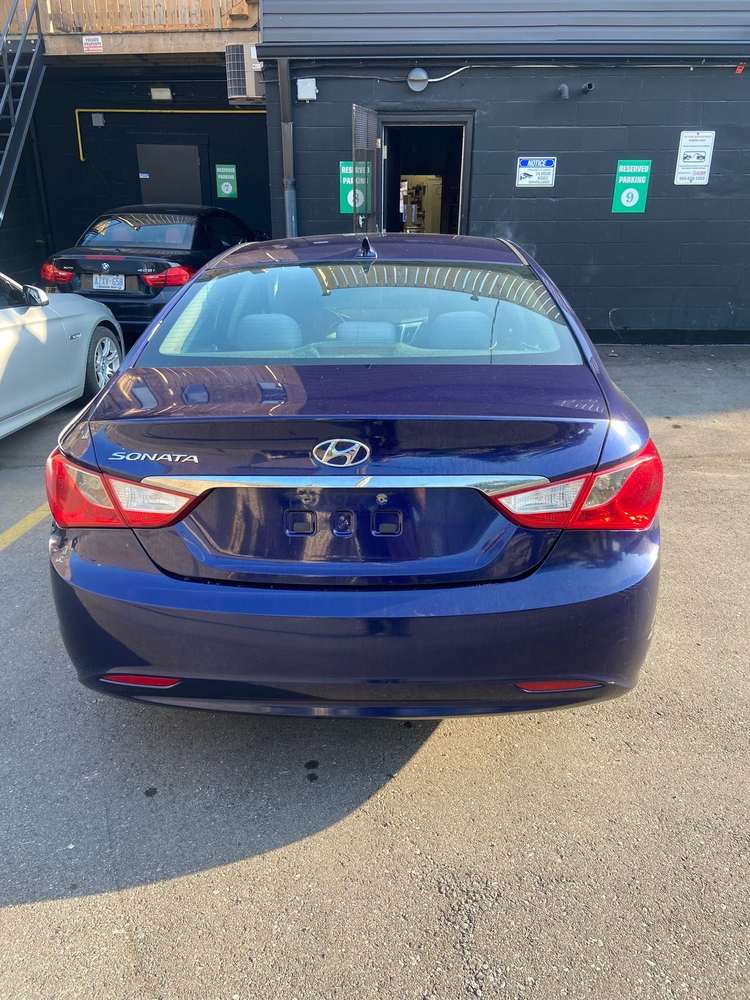Hyundai Sonata GLS gallery 7