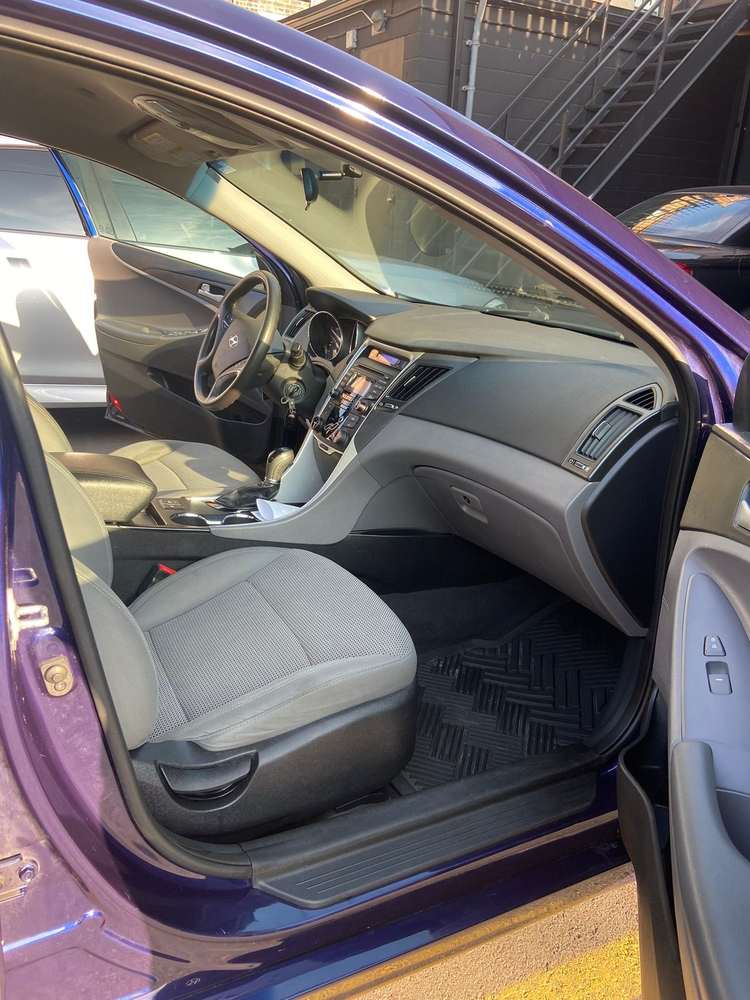 Hyundai Sonata GLS gallery 9