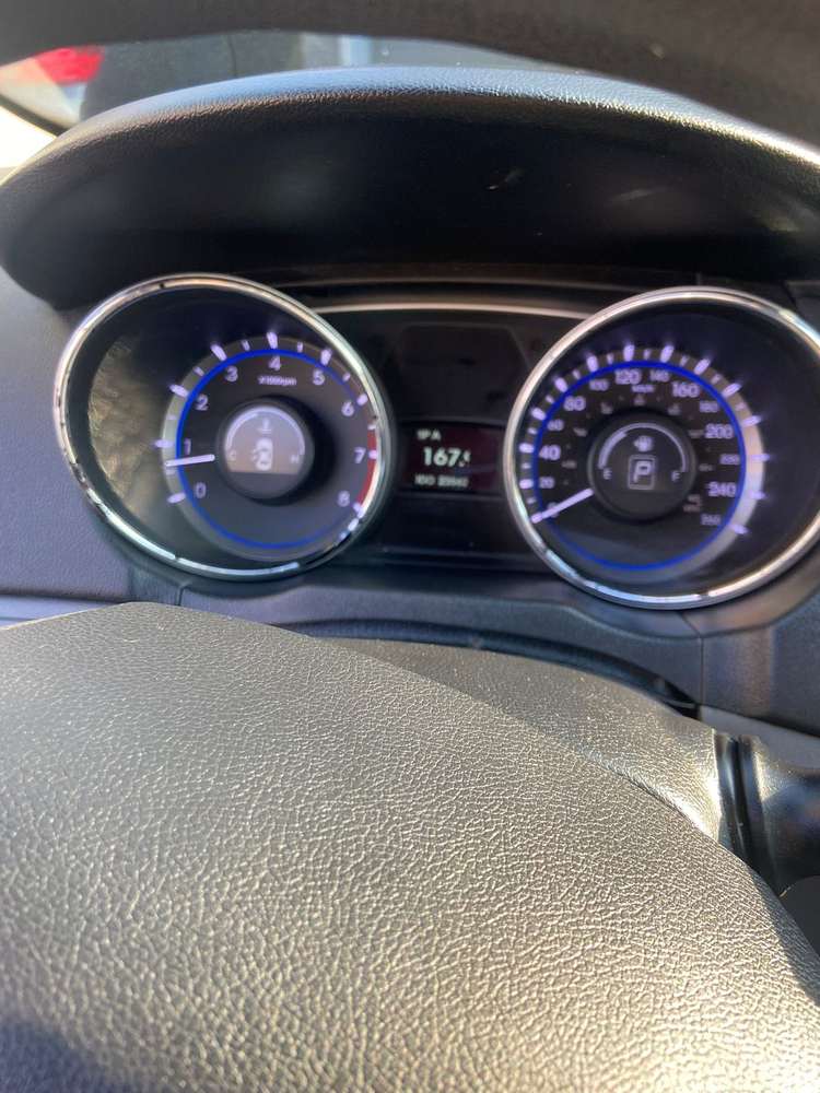 Hyundai Sonata GLS gallery 16