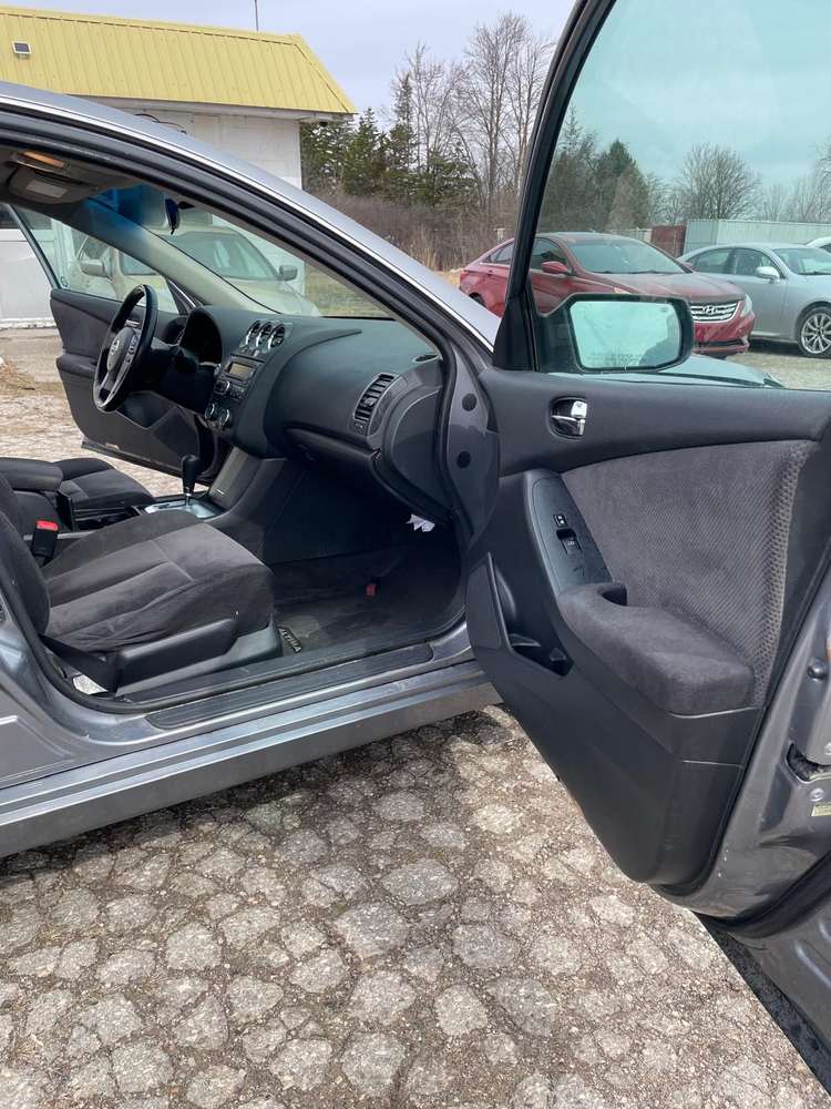 Nissan Altima 2.5 S gallery 8