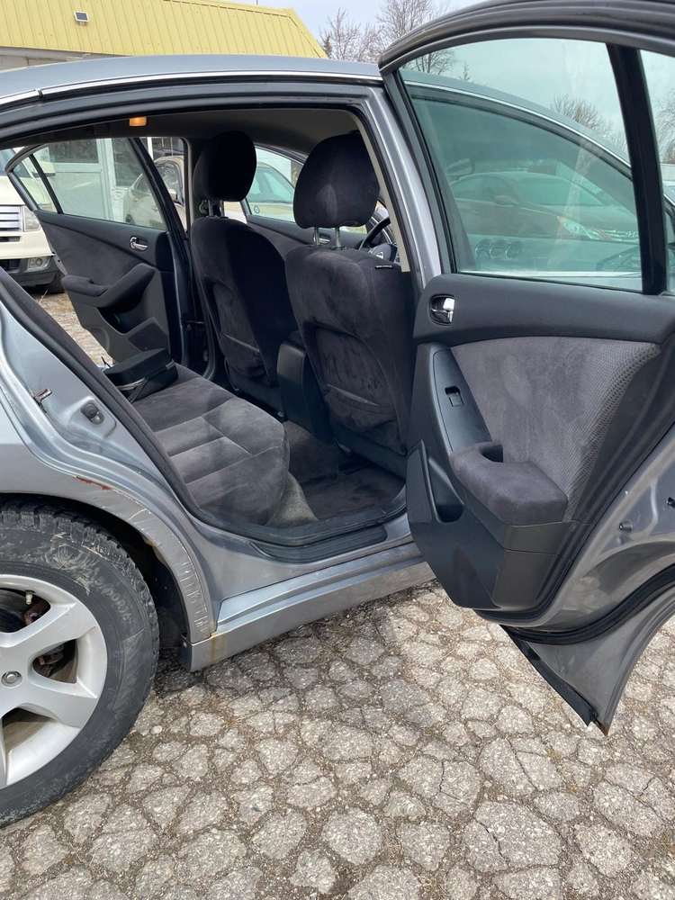 Nissan Altima 2.5 S gallery 10