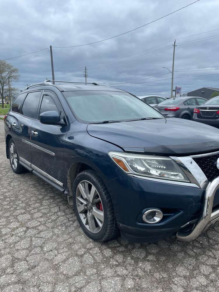 Nissan Pathfinder SL gallery 2