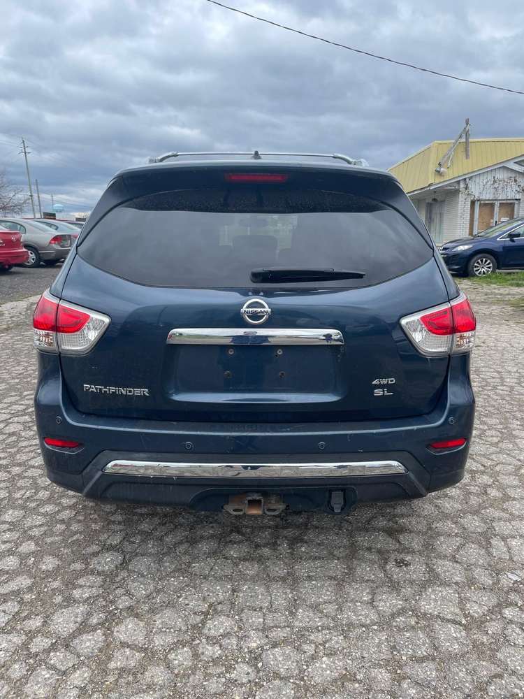 Nissan Pathfinder SL gallery 4